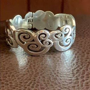 Brighton Jewelry - Brighton Mingle Mix Hinged Bangle Brighton Jewelry - Brighton Mingle Mix Hinged Bangle